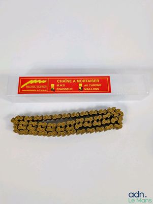 a close up of a pair of chains on a white surface