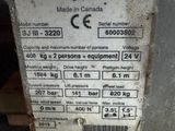 an image of a label on a machine that says skyjack made in canada