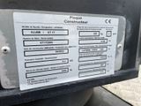 a picture of a close up of a vehicle ' s license plate