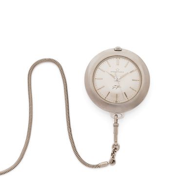 ETERNA MATIC Vers 1960 Montre de golfeur en acier accompagné…