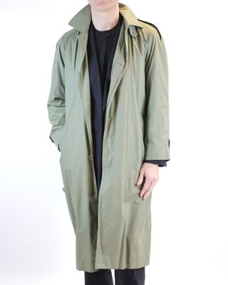 YVES SAINT LAURENT, Trench d'homme en toile canard, doublure…