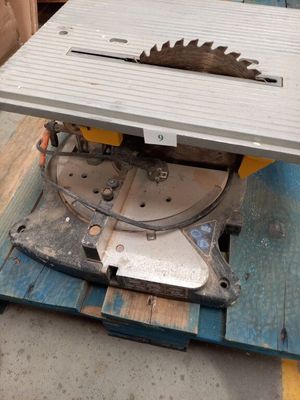 scie à onglet filaire Femi Job Line modèle TR 245 (non-testé…