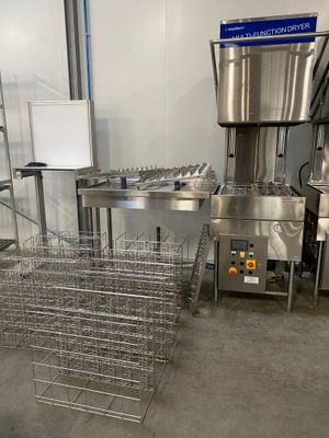 Sèche bouteilles multifonctions à capot AQUATECH BM