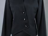 une veste noire sur un mannequin mannequin mannequin mannequin mannequin mannequin mannequin mannequin mannequin mannequin
