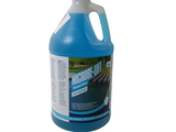 un gallon de liquide bleu posé sur une surface blanche