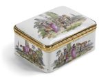 une image représentant une boîte en porcelaine ornée d'une peinture