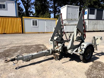 an image of a trailer with a crane attached to it