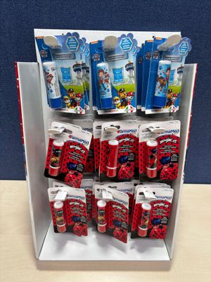 (x48) LABELLO Stick kids - x18 Patpatrouille / x30 Miraculou… - Photo 1