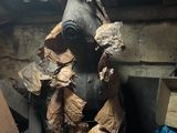une photo d'une borne d'incendie qui se trouve dans une pièce