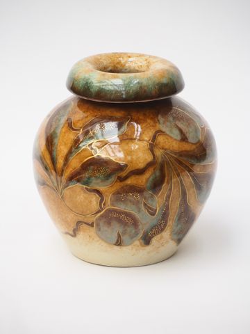 Camille THARAUD (1878-1956)
Vase Amarante, forme de Henri RAPIN, ...