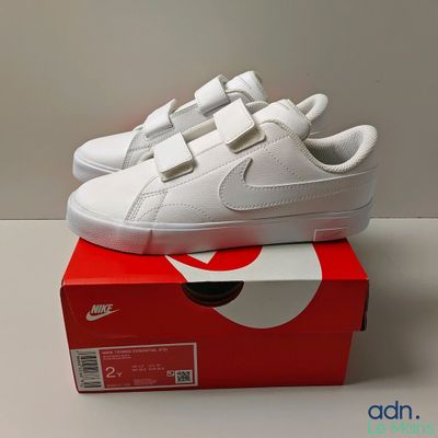 Chaussures Nike Court Royale blanches pour enfants