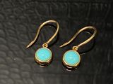 Boucles d'oreilles plaquées or avec pierre turquoise
