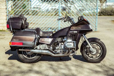 HONDA GL1200 ASPENCADE - Genre : MTT2 - Carrosserie : SOLO -…