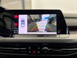 a picture of a car ' s rear view camera in the dash