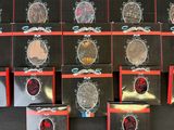 a lot of watches that are on display on the table