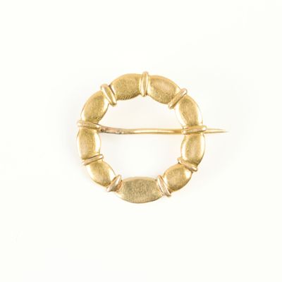 Broche anneau en or (750‰). Poinçon tête de cheval. - Photo 1