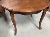 a table that is sitting in the middle of a room