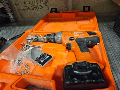 Visseuse sans fil SPIT HDI 244 (manque chargeur) - Photo 1