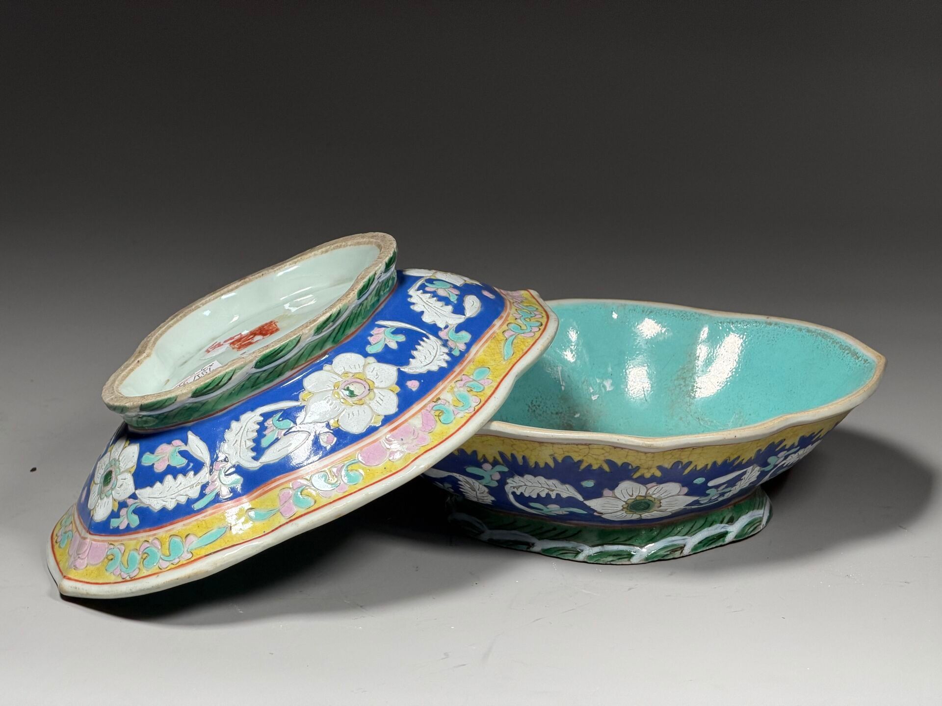 Objets d'art & Curiosités