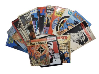 une pile de bandes dessinées empilées les unes sur les autres