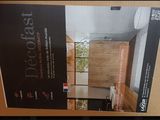 a picture of a box with a picture of a house on it