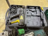 many tools that are sitting on a table