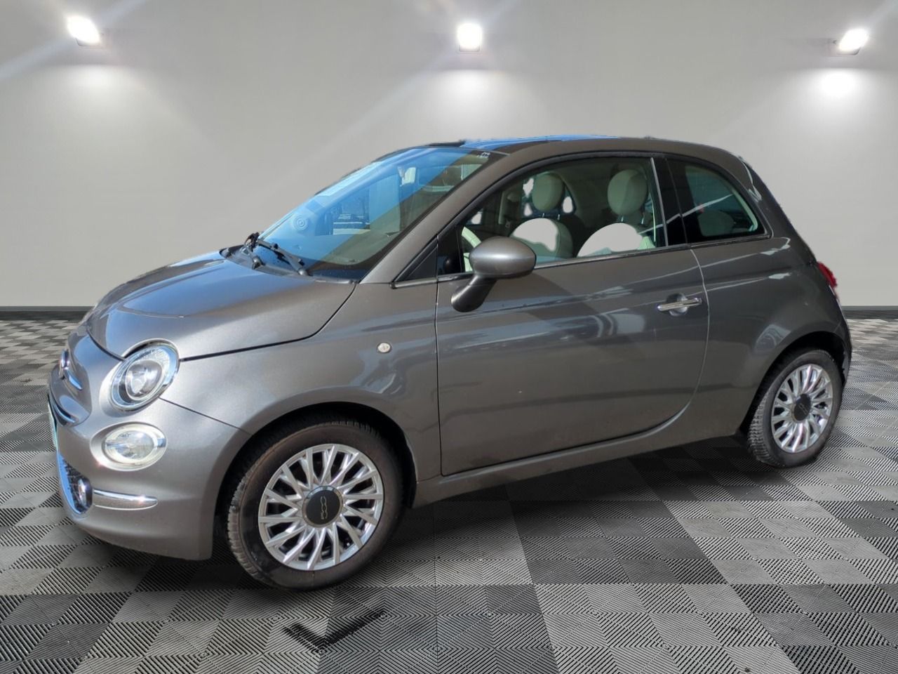 FIAT - 500 1.2 69 CH LOUNGE - ES - Mise en service: 30/03/20…