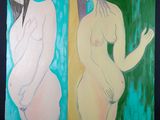 deux tableaux représentant une femme, accrochés l'un à côté de l'autre sur un mur