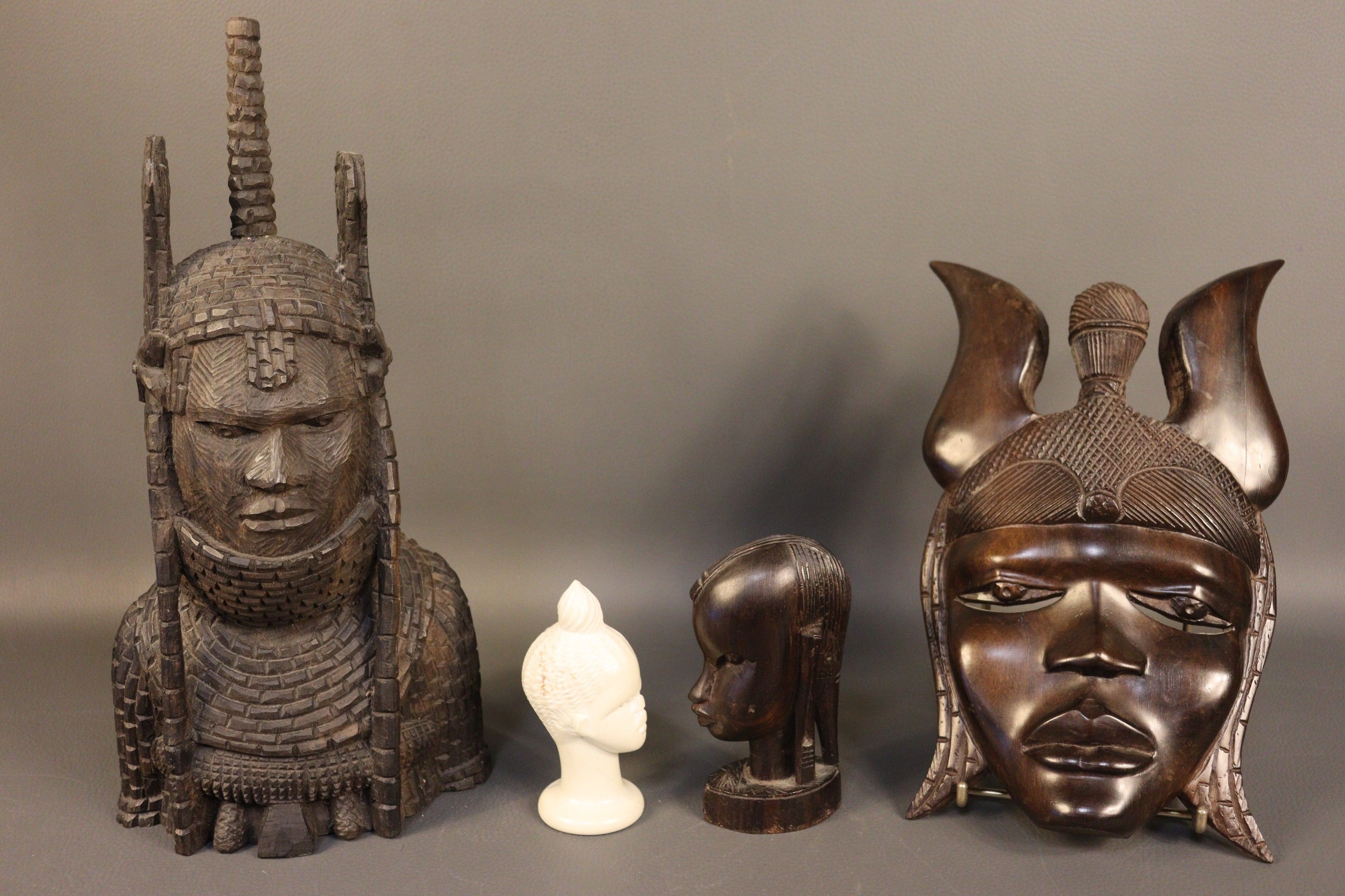 Objets d'art & Curiosités