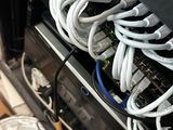 a bunch of wires that are connected to a computer