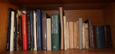 VINS & ARTS DE VIVRE Réunion de livres comprenant notamment …