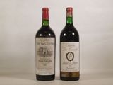 deux bouteilles de vin posées l'une à côté de l'autre sur une table