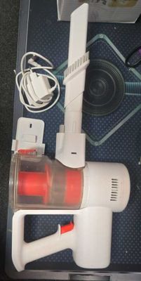 143 / Aspirateur sans fil balai rechargeable - XIAOMI …