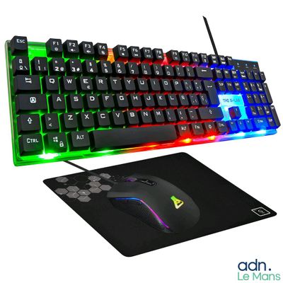 un clavier et une souris d'ordinateur placés l'un à côté de l'autre