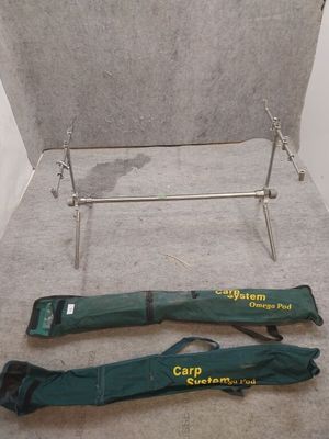 2 rods pods métallique de la marque Carp System du modèle Om…