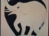 tableau représentant un éléphant dans un vase, exposé dans un musée