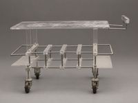 Chariot roulant en plexiglas et métal Vers 1970 Haut. (photo 4)