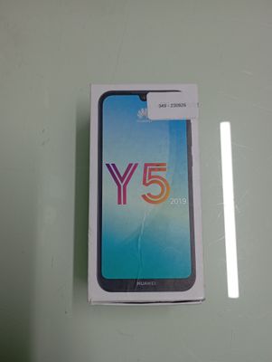 the box of the samsung 5g phone is open on the table