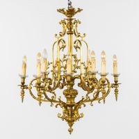 Lustre à dix lumières, en bronze doré et verre taillé, de st… (photo 3)