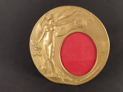 Cadre photo en laiton de style Art nouveau . - Photo 1