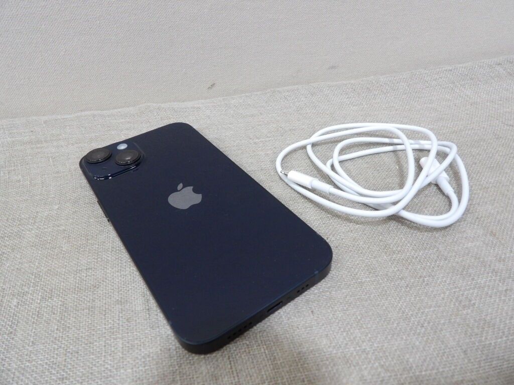 APPLE Iphone 14 coloris Minuit, 128GO,