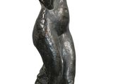 statue of a woman with a hat on her head