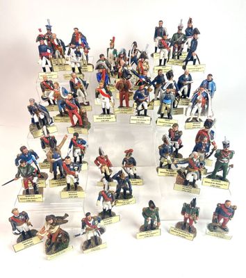 de nombreuses figurines de soldats exposées