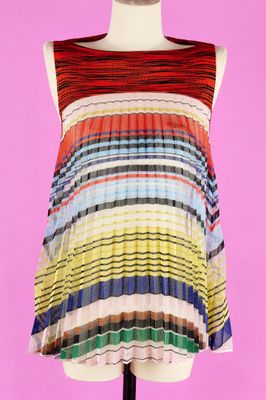 robe de femme sur un mannequin mannequin mannequin mannequin mannequin mannequin mannequin mannequin mannequin mann