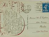 une vieille carte postale sur laquelle figure l'image d'un avion