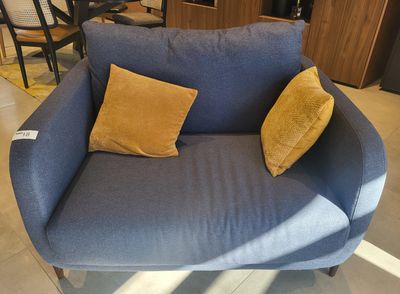 Canapé SITS Bleu 1,5 places En tissu laine bleu et pied en c…