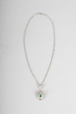 pendentif en or jaune et or gris, 2.3 x 2 cm env., serti d'u… - Photo 1