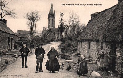CPA : L’Entrée d’un village Breton Bodilis