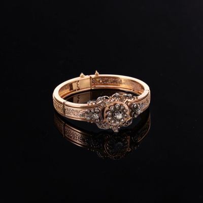 "Bracelet jonc rigide ouvrant en or rose 18k (750e), à décor… - Photo 1