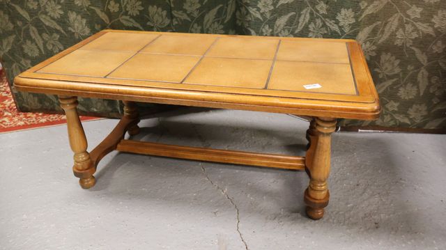 Table basse dessus carrelé H : 40 x 91 x 51